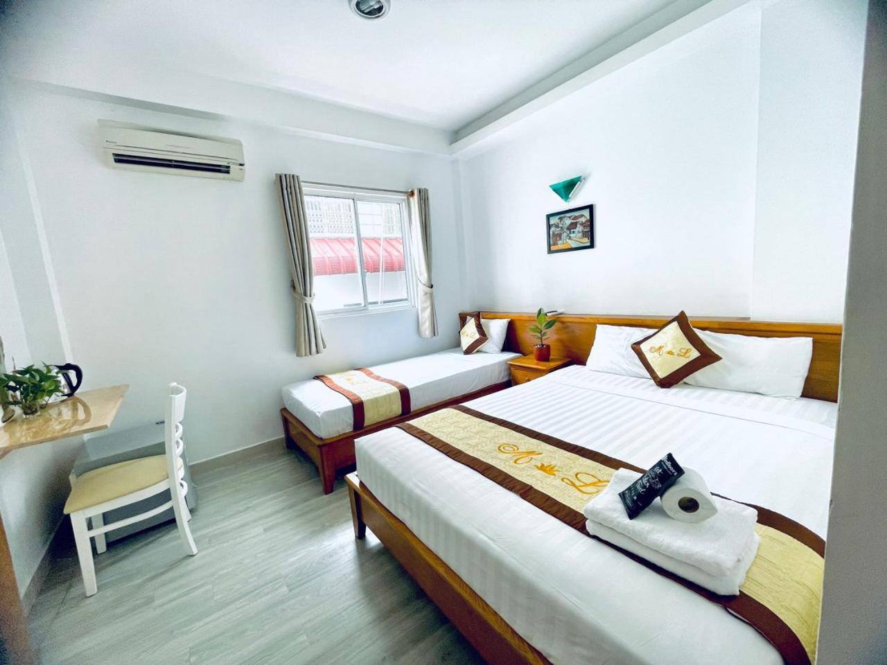 Marieline 1 Hotel Pham Ngu Lao โฮจิมินห์ซิตี้ ภายนอก รูปภาพ